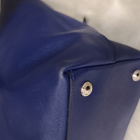 Prada medium Saffiano Cuir Double Tote - Picture 8 of 17